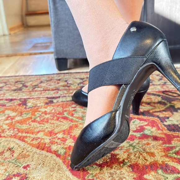 Lifestride dressy Shoes Size 9 Leather with an Elastic Strap Peep Toe - Picture 3 of 5